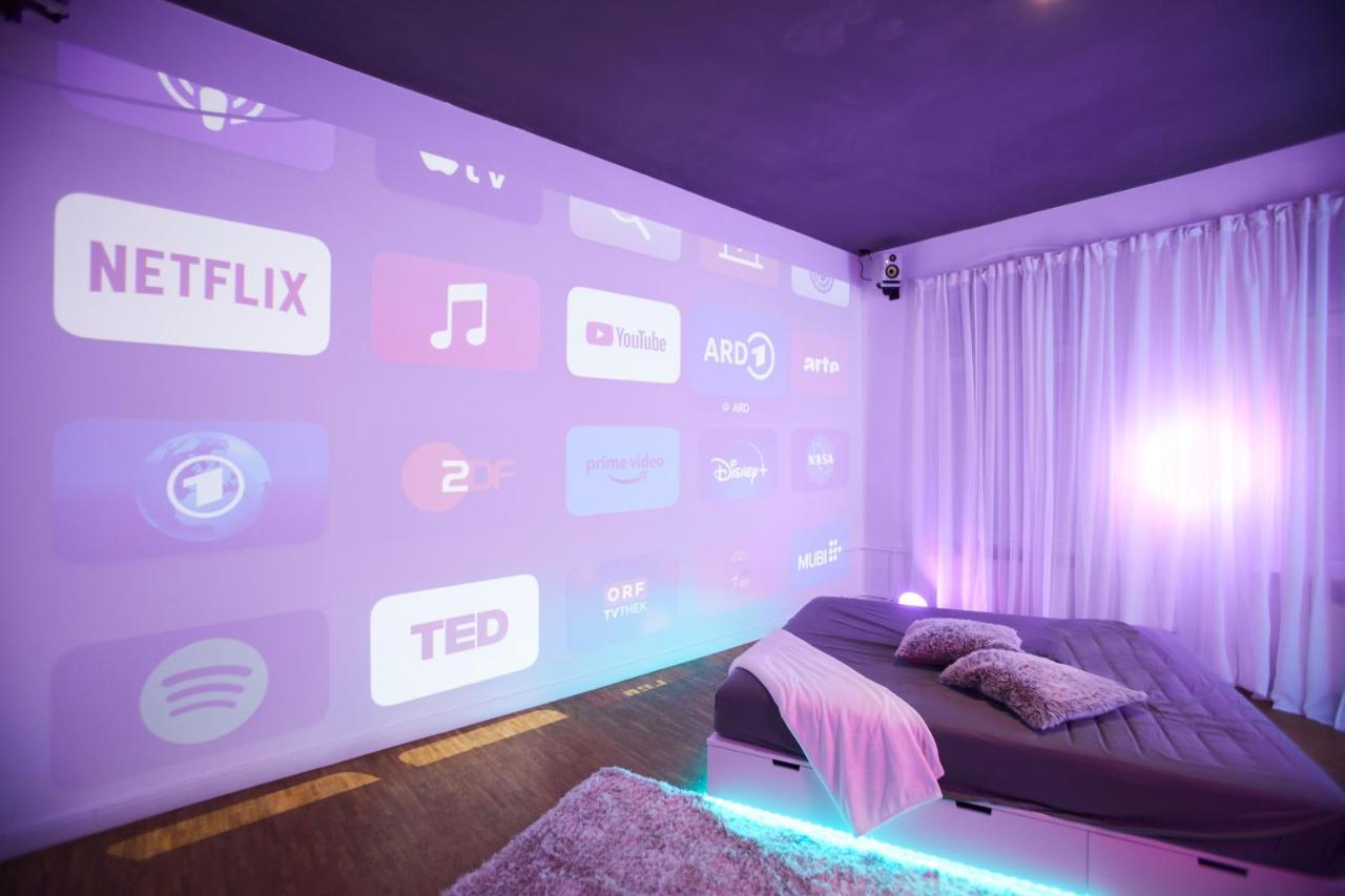 Huge Apartment With Home Cinema And Kitchen In Friedrichshain Berlin Eksteriør billede